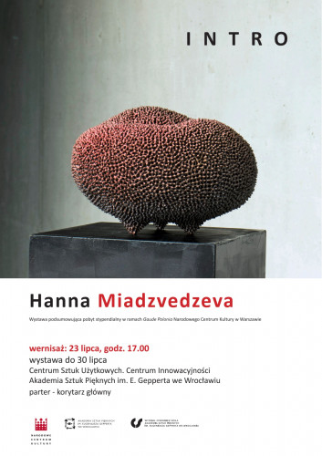 Hanna Miadzvedzeva: INTRO