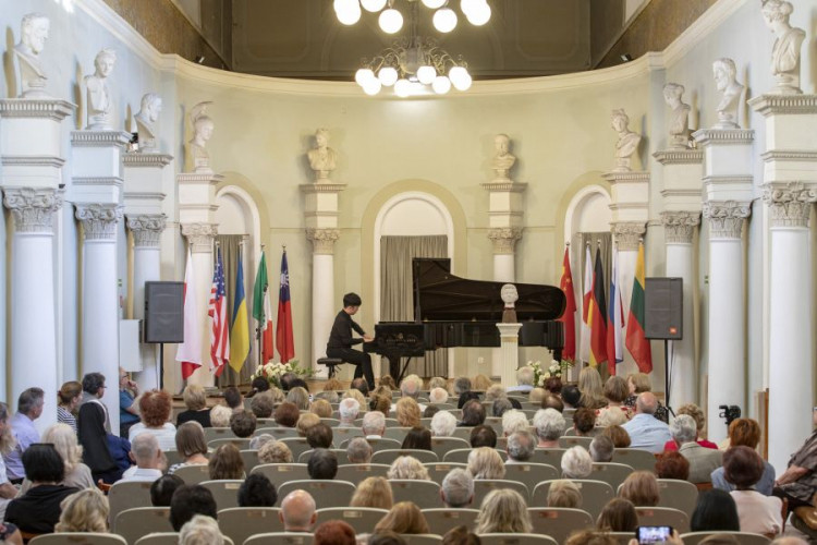 XXVI Międzynarodowy Festiwal „Lato z Chopinem” im. Barbary Hesse-Bukowskiej 
