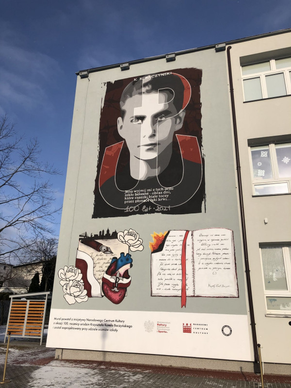 Odsłonięcie muralu poświęconego K. K. Baczyńskiemu